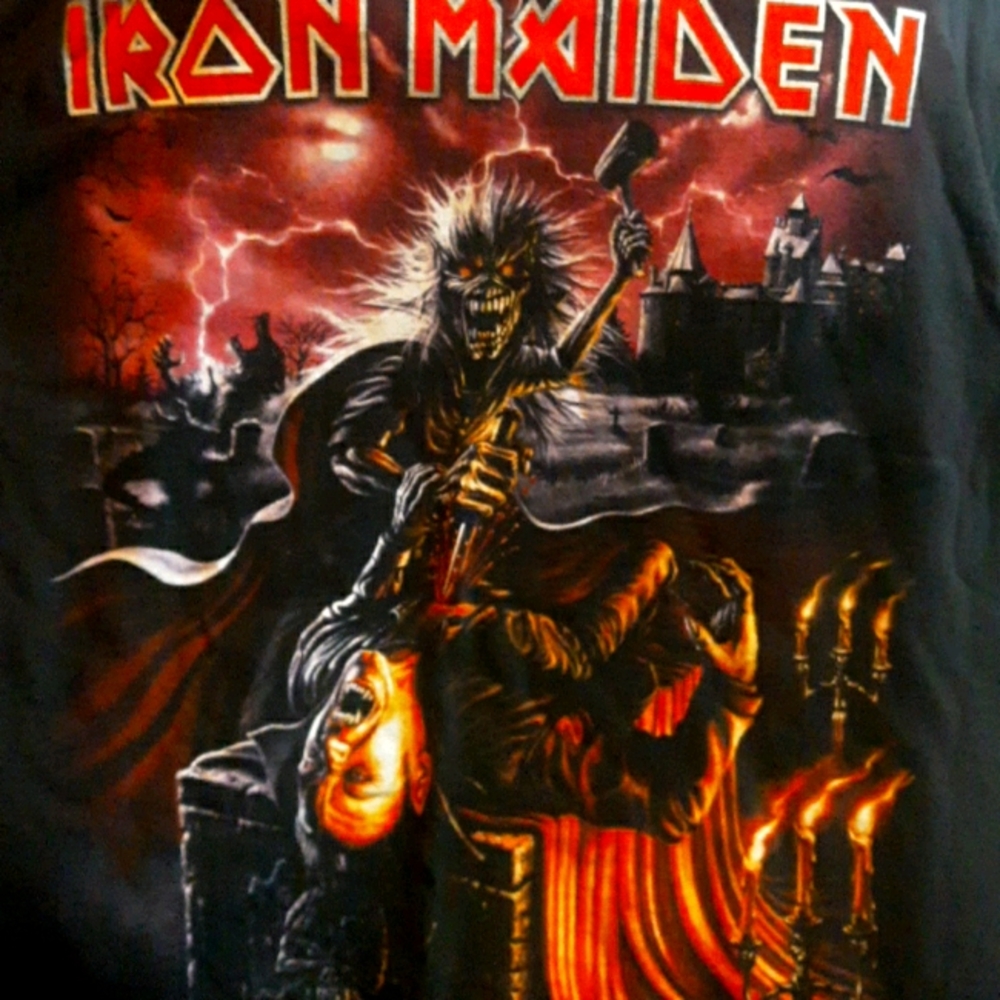 Xl iron maiden shirt